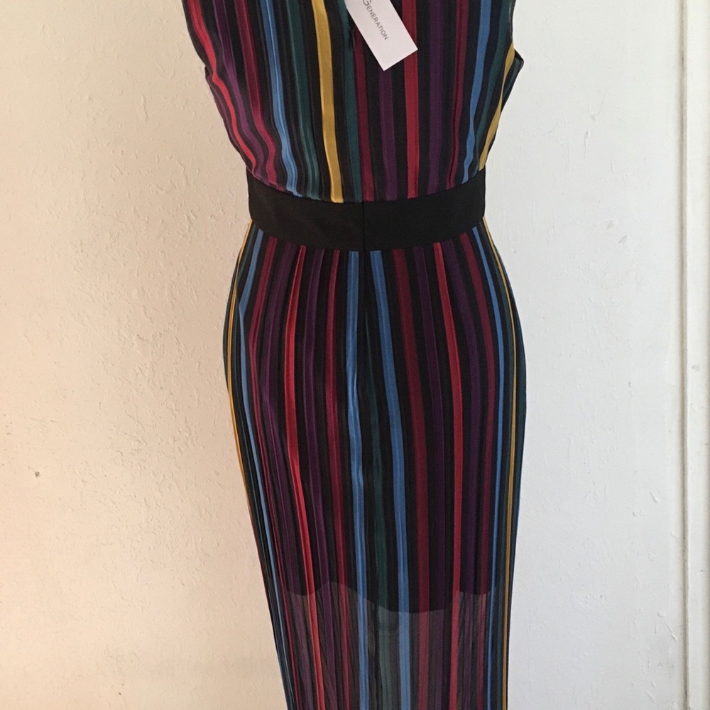 BCBG SRIPED MAXI DRESS - Picture 5 of 7